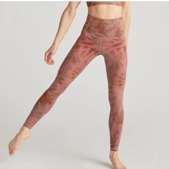 strut-this Pants - Strut-This Scarlet Ankle Leggings in Passion Tie Dye